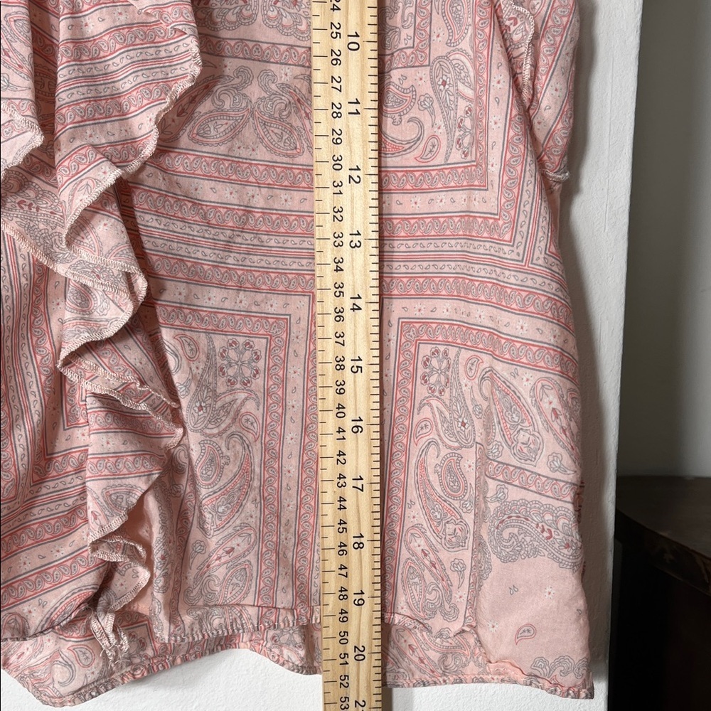 Universal Thread Pink Paisley Ruffle Blouse - Picture 6 of 7